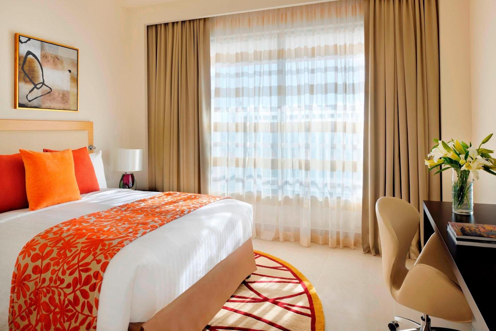 Marriott Executive Apartments Al Jaddaf, Dubai Exterior photo